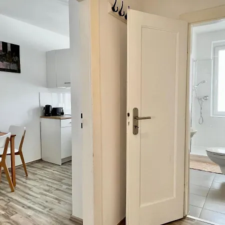 Design - Kingsize Bett - Kueche - Zentral *
